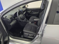 
										Toyota Yaris 1.5 HYBRID TREND full									